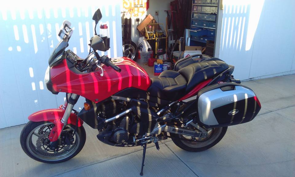 My new Russell Day long arrived for my Versys today. I like it. It makes my butt feel small! :)