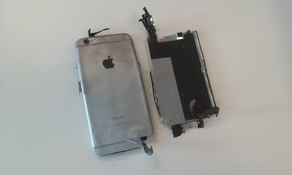 My riding partner wanted to upgrade his phone. Two semi's, one  RV, 