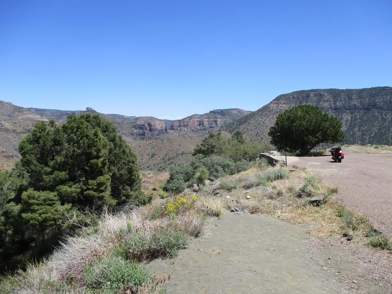 I needed to beat the heat this weekend so decided to head ujp to Springerville. 7,000' elevation. A fun, beautiful ride, but next time I'll take at least three days and explore a little more while there.