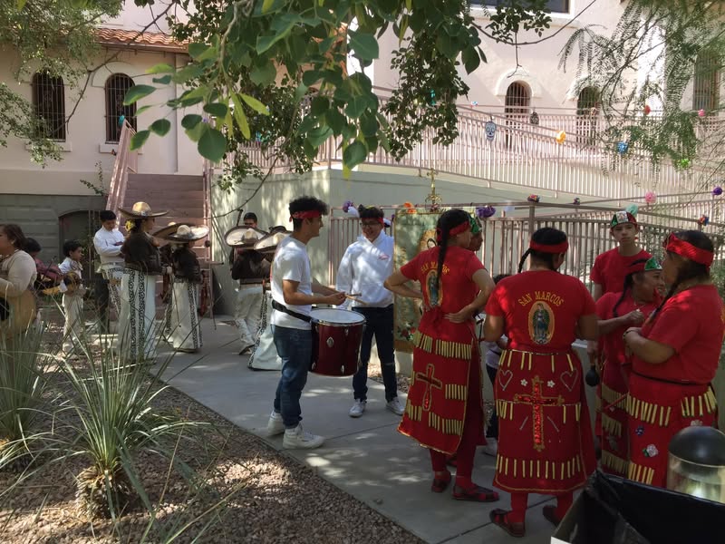 90 beautiful degrees today so took a little ride to downtown Phoenix to check out an event highlighted in the news.