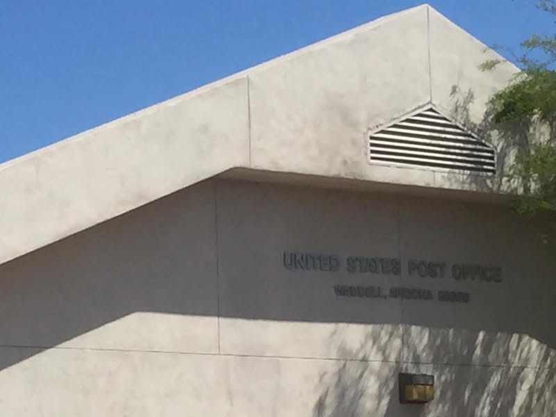 My buddy Sherm sent me a text about the Victory Stairs in Waddell, AZ.  I’d never heard of them before so googled them. More interesting to me was the town of Waddell that never really materialized past a post office  I rode this morning to check it out.