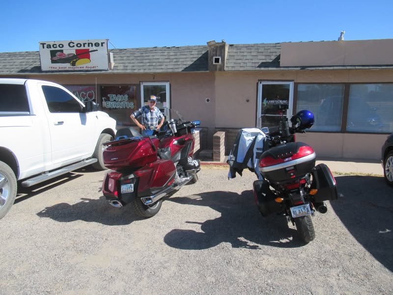 Sherm and I took a little ride on Monday and Tuesday. You've probably already seen his pics. I'm throwing up a lot of them so you might lose interest fast if this isn't your thing. I'll put captions with the pics.