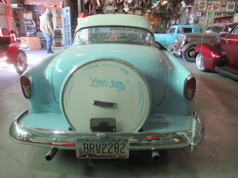 I was looking at a map of the Phoenix area the other day and my eye caught a little blurb that said dwarf car museum. I checked it out and decided to make the ride...........................today! Captions on some of the pictures.