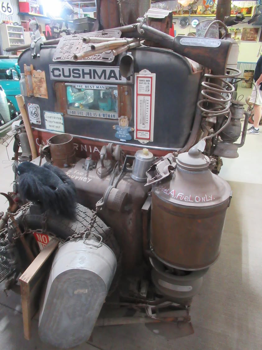 I was looking at a map of the Phoenix area the other day and my eye caught a little blurb that said dwarf car museum. I checked it out and decided to make the ride...........................today! Captions on some of the pictures.