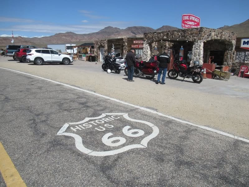 A little ride to visit Sherm in Kingman. Captions under some of the pics.