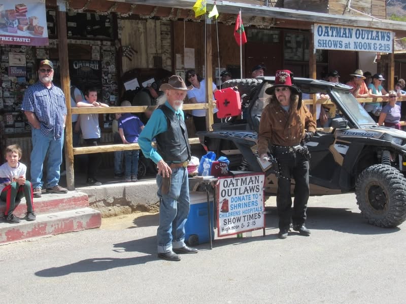 A little ride to visit Sherm in Kingman. Captions under some of the pics.