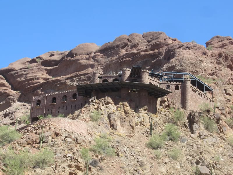 For those that saw my post from yesterday, this is a couple pics of the Copenhauer Castle