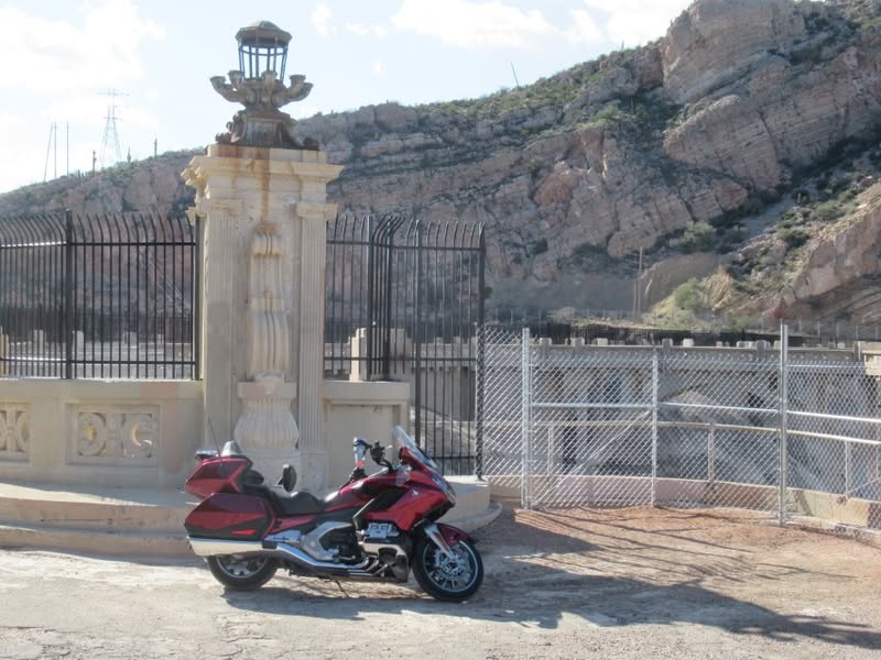 What a great ride today! Finally, after 20 years I finally made it out to Coolidge Dam. I was able to enjoy the ride with a riding buddy from the Power Riders. I'll caption some of the pictures.