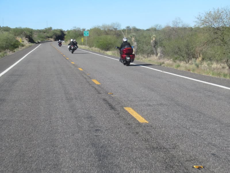 Im doing my best to invent scenery for this ride.