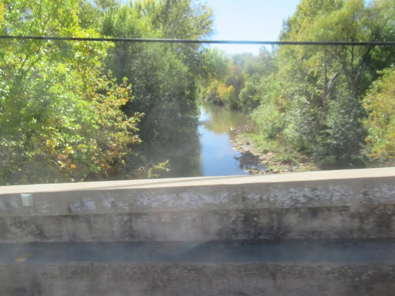 Oak Creek also flows through here.
