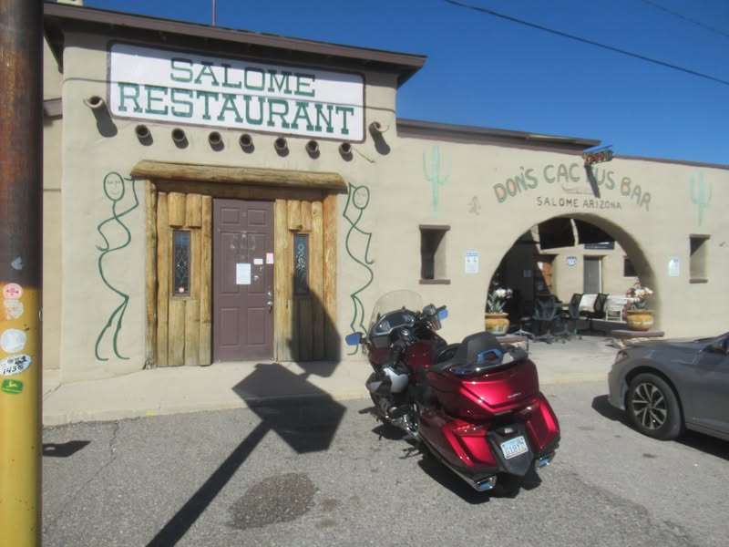 Some of the traditional restaurants the we patronize seem to be failing. Today we changed to this on