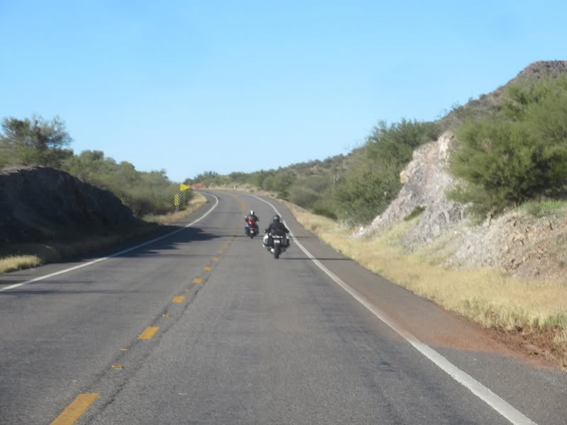 The little scenic section on the way to Aguila.