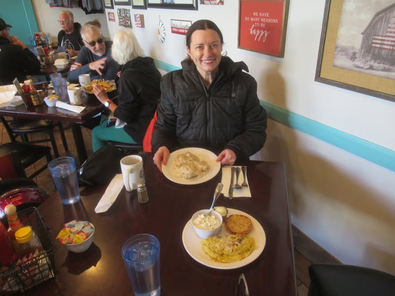 We started the day at one of my favorite breakfast venues, the Black Mountain Ca
