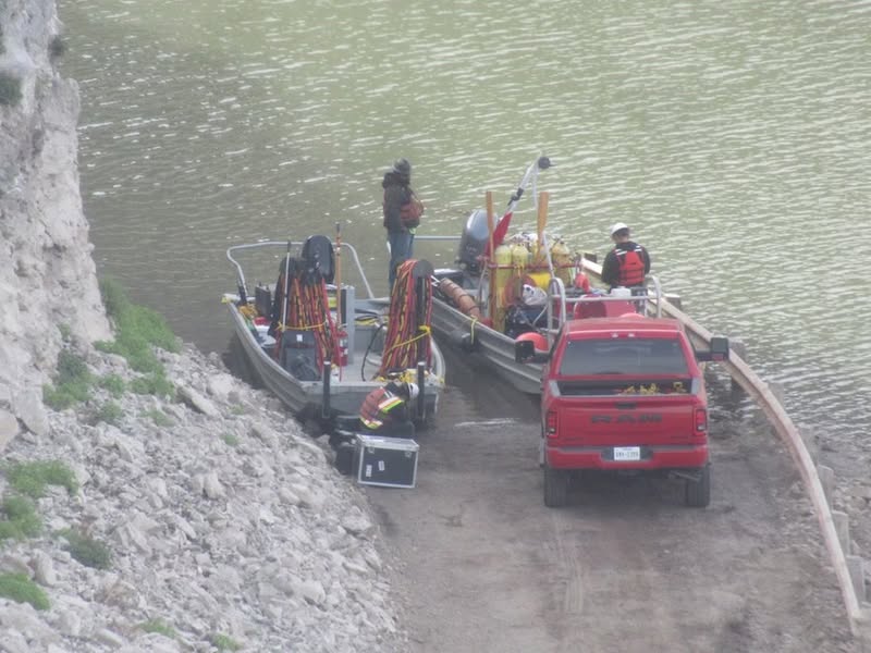There were a lot of workers in the area, but I couldnt figure out why they were there.