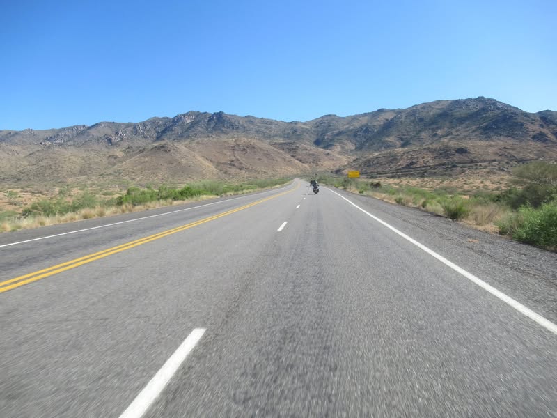 Entering the hills between Skull Valley and Prescott.